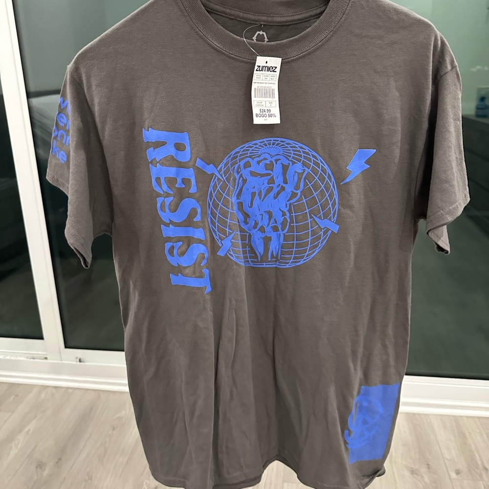 T shirt